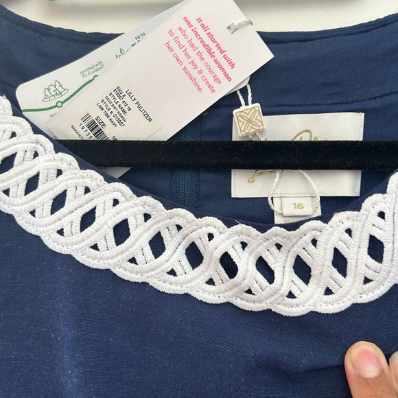 Lilly Pulitzer Sadie Romper Low Tied Navy Size 16 NWT - Picture 2 of 4